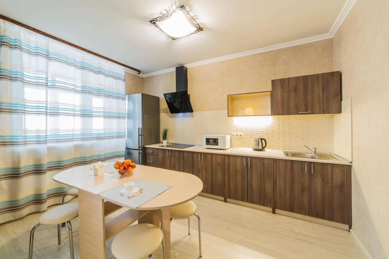 Studio Apartment On Bazhana Kiev Dış mekan fotoğraf