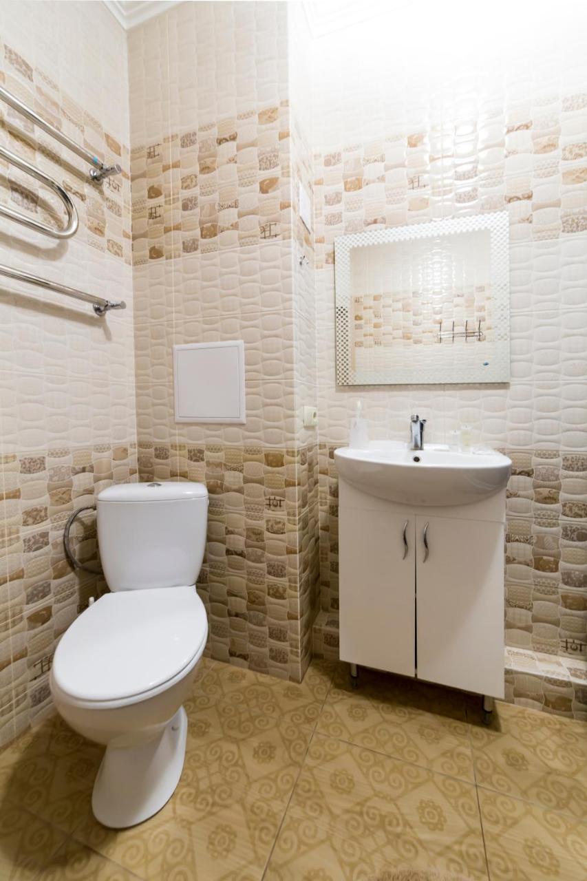 Studio Apartment On Bazhana Kiev Dış mekan fotoğraf